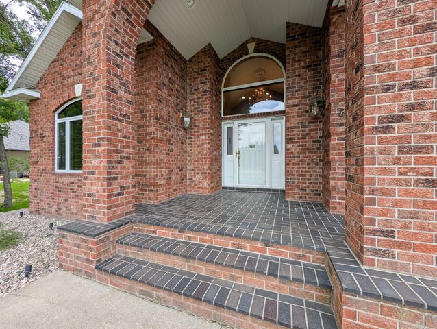 106 50th Avenue E, West Fargo, ND 58078