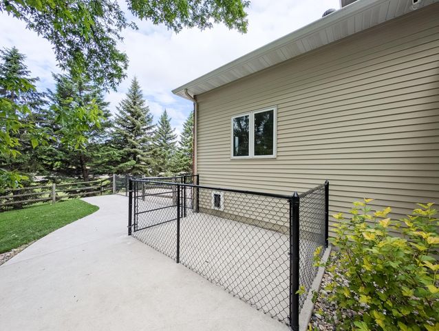 106 50th Avenue E, West Fargo, ND 58078