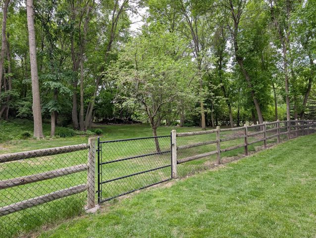 106 50th Avenue E, West Fargo, ND 58078