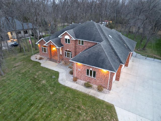 106 50th Avenue E, West Fargo, ND 58078