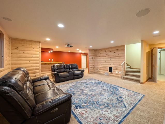 106 50th Avenue E, West Fargo, ND 58078