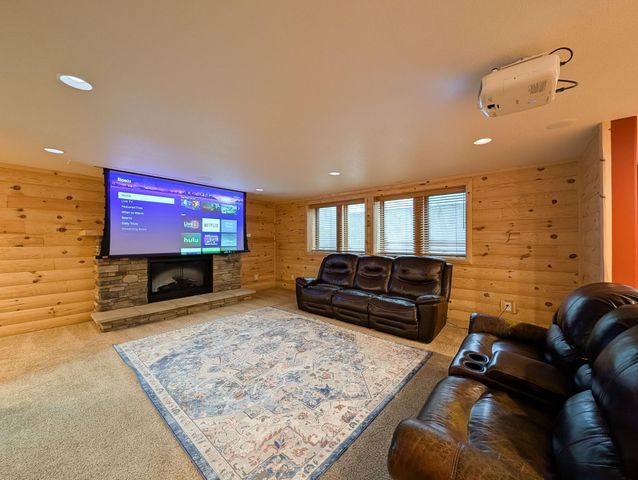 106 50th Avenue E, West Fargo, ND 58078