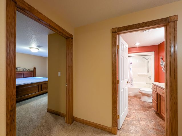 106 50th Avenue E, West Fargo, ND 58078