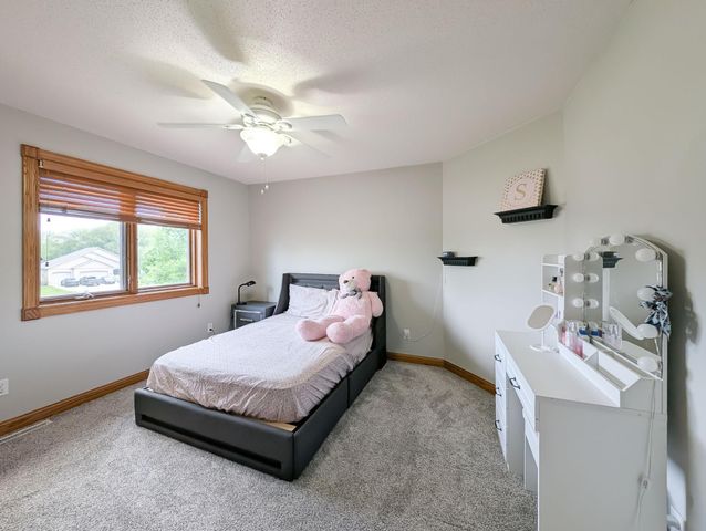 106 50th Avenue E, West Fargo, ND 58078