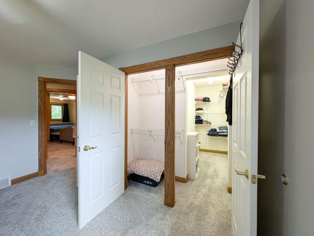 106 50th Avenue E, West Fargo, ND 58078