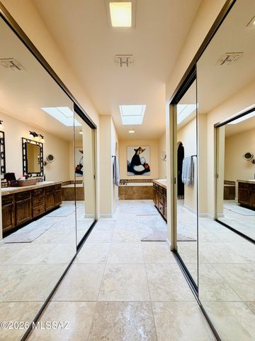 1216 E Camino Diestro, Oro Valley, AZ 85704