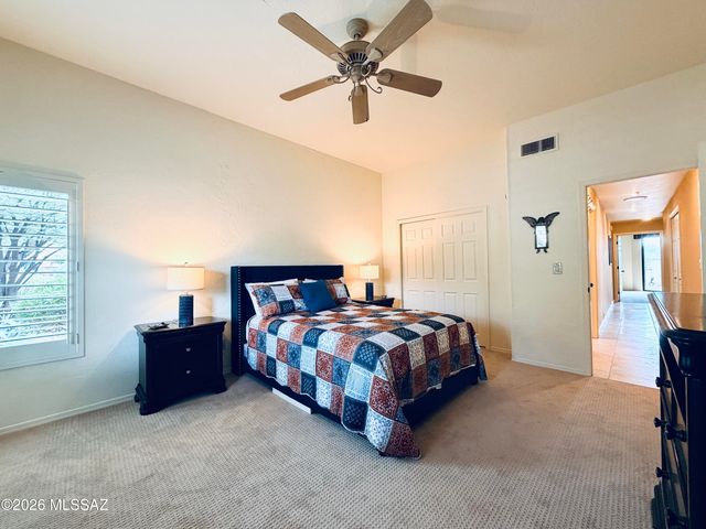 1216 E Camino Diestro, Oro Valley, AZ 85704