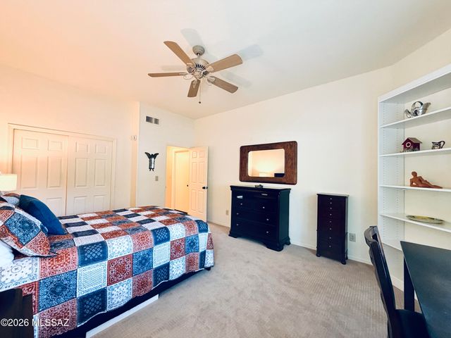 1216 E Camino Diestro, Oro Valley, AZ 85704