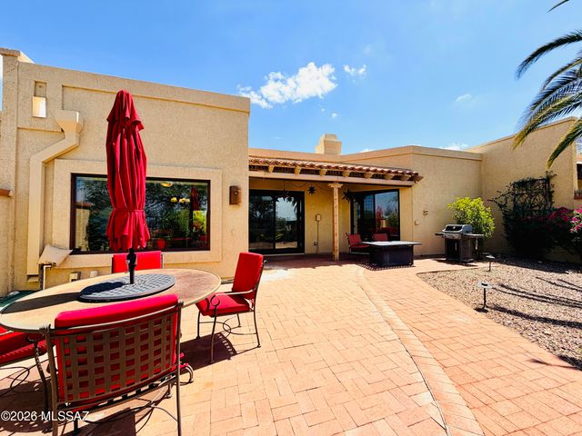 1216 E Camino Diestro, Oro Valley, AZ 85704