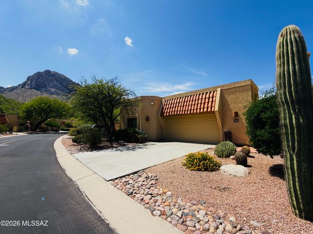 1216 E Camino Diestro, Oro Valley, AZ 85704