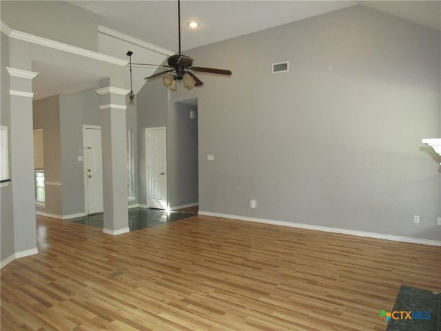 2312 Pin Oak Drive, Temple, TX 76502