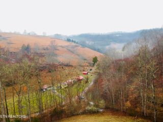 324 Vannoy Rd Rd, Tazewell, TN 37879