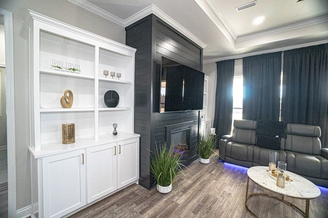 1960 E 134, Headland, AL 36345