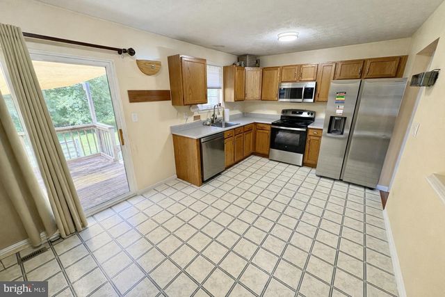 485 CROSSING WAY, Manchester, PA 17345