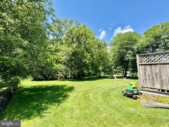 485 CROSSING WAY, Manchester, PA 17345