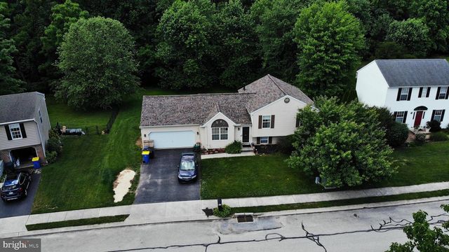 485 CROSSING WAY, Manchester, PA 17345