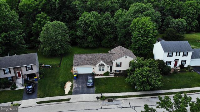 485 CROSSING WAY, Manchester, PA 17345