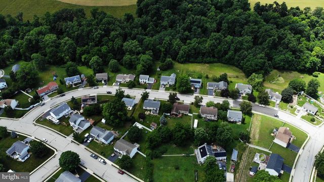 485 CROSSING WAY, Manchester, PA 17345