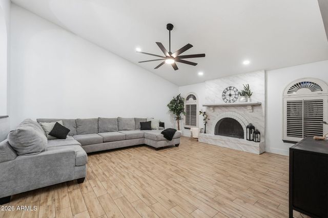 4562 E ELMWOOD Street, Mesa, AZ 85205