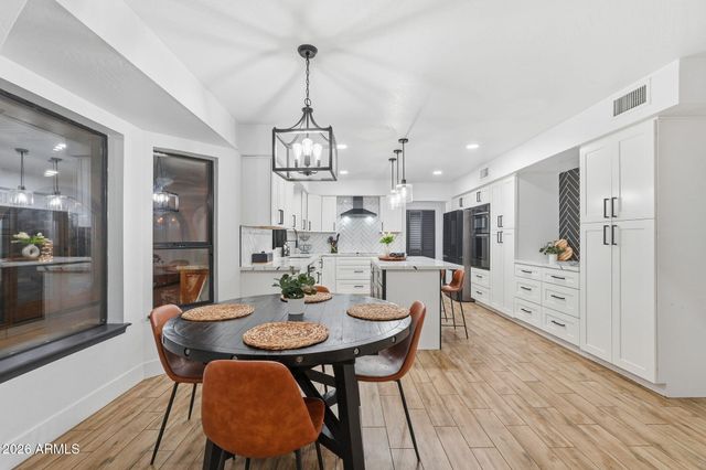 4562 E ELMWOOD Street, Mesa, AZ 85205