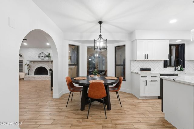 4562 E ELMWOOD Street, Mesa, AZ 85205