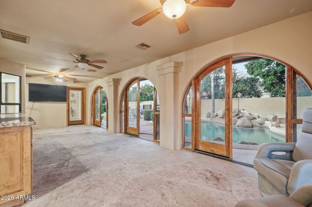 4562 E ELMWOOD Street, Mesa, AZ 85205