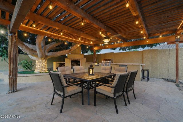 4562 E ELMWOOD Street, Mesa, AZ 85205