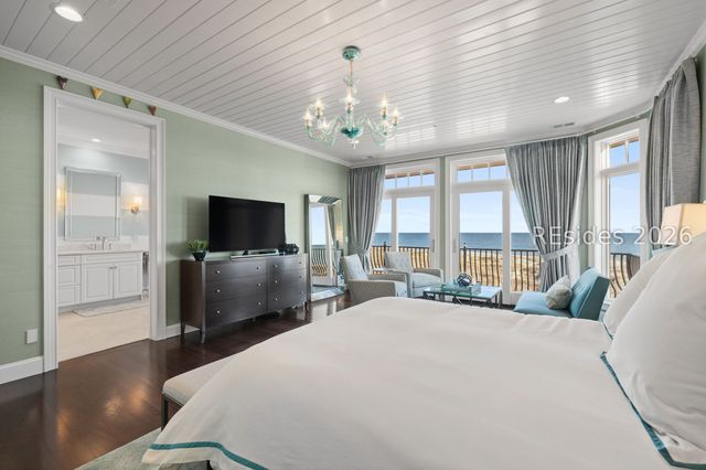 16 Whelk St, Hilton Head Island, SC 29928