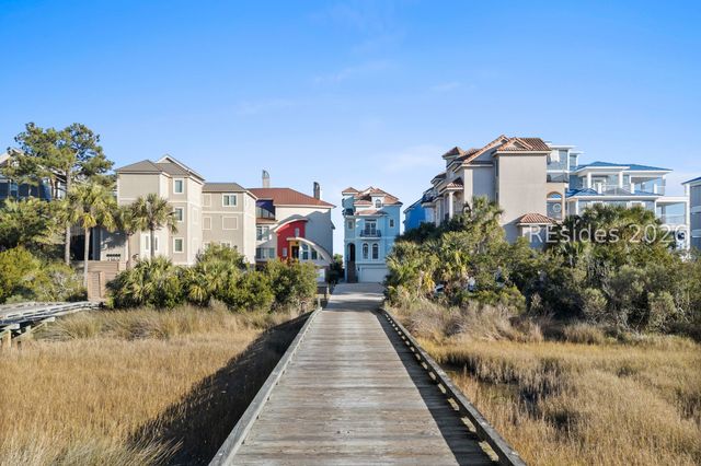 16 Whelk St, Hilton Head Island, SC 29928