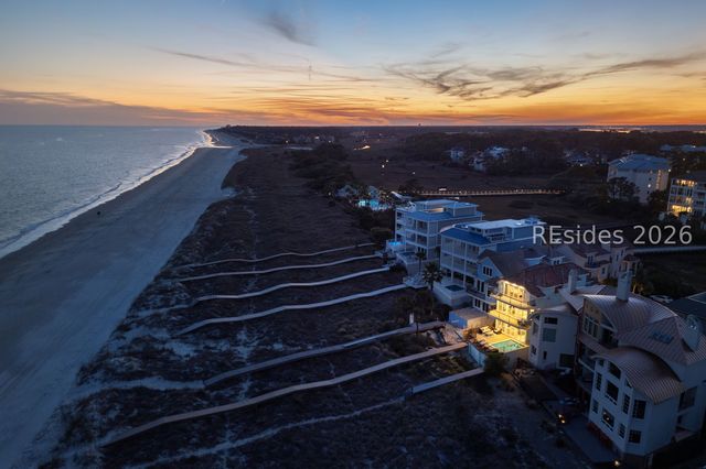 16 Whelk St, Hilton Head Island, SC 29928