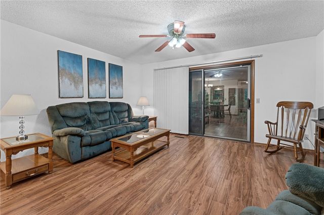 44 Abingdon Lane, Bella Vista, AR 72715