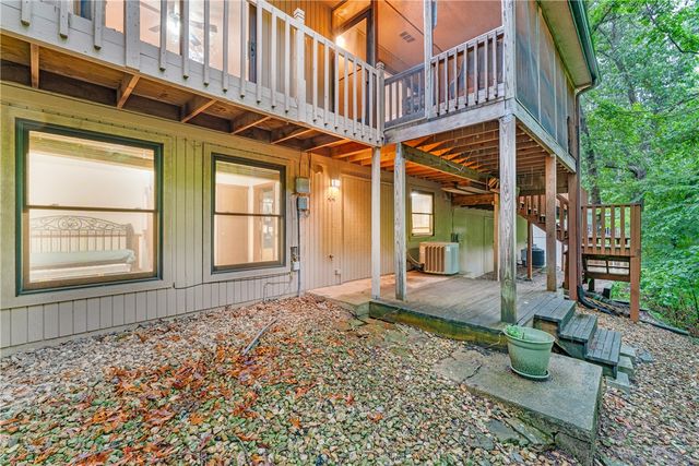 44 Abingdon Lane, Bella Vista, AR 72715