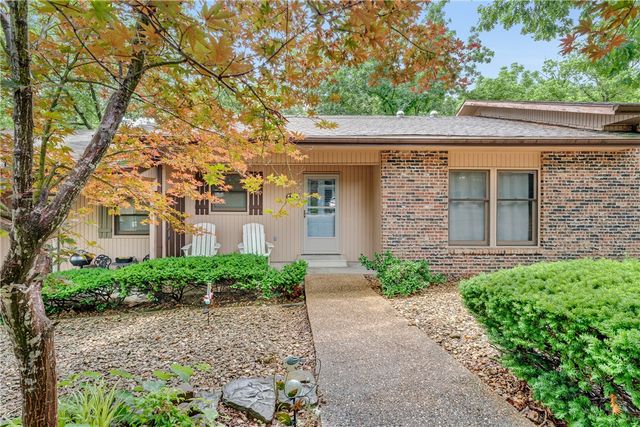 44 Abingdon Lane, Bella Vista, AR 72715