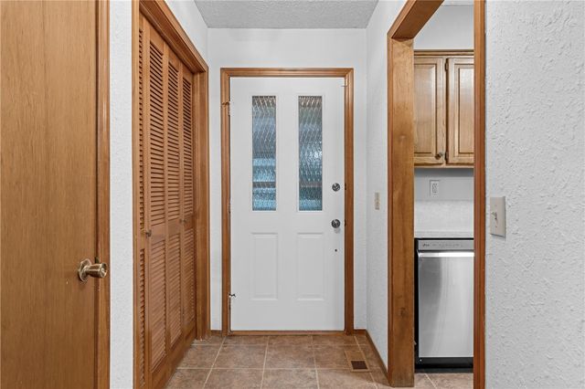 44 Abingdon Lane, Bella Vista, AR 72715