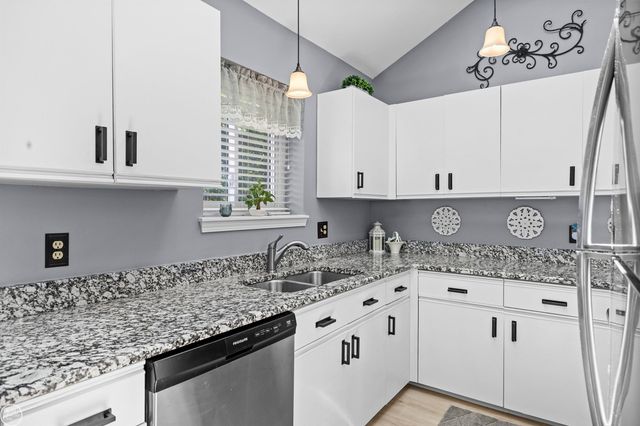 57271 Silver Maple Drive, Washington Twp, MI 48094