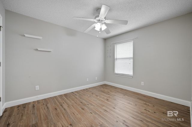 1012 Summerton Drive, Foley, AL 36535