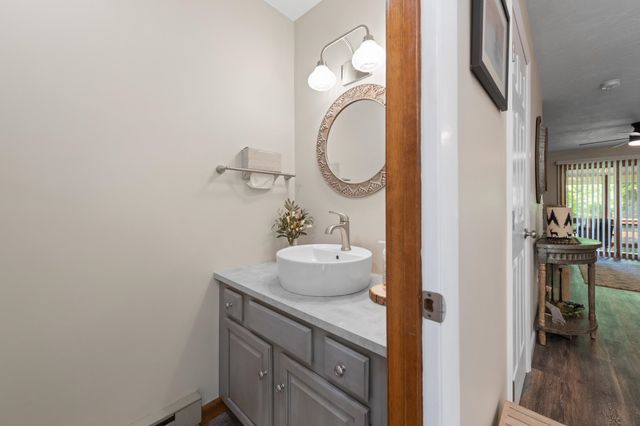 21 Village West Dr Unit 15, Alexandria, NH 03222