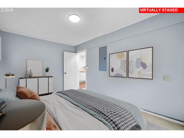 12317 Se TIBBETTS St, Portland, OR 97236