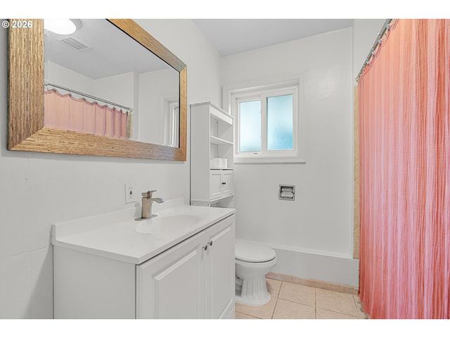 12317 Se TIBBETTS St, Portland, OR 97236