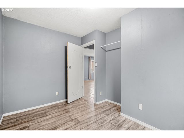 12317 Se TIBBETTS St, Portland, OR 97236