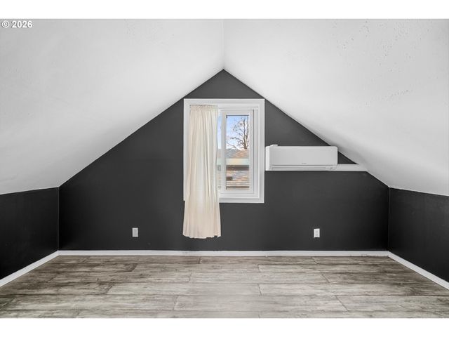 12317 Se TIBBETTS St, Portland, OR 97236