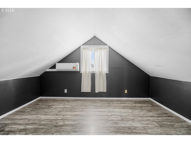 12317 Se TIBBETTS St, Portland, OR 97236