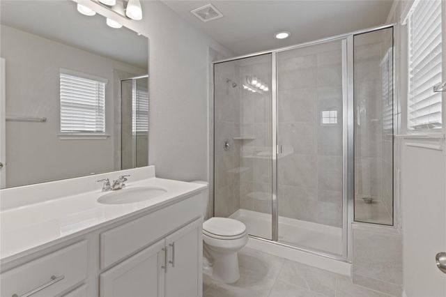 180 Macarthur DR, Leander, TX 78641