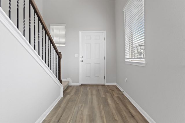 180 Macarthur DR, Leander, TX 78641