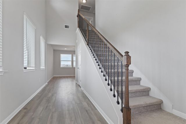 180 Macarthur DR, Leander, TX 78641