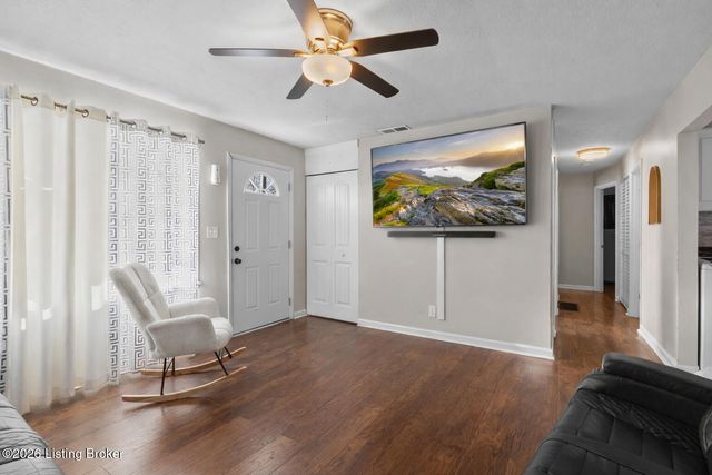 4423 Campobello St, Louisville, KY 40213