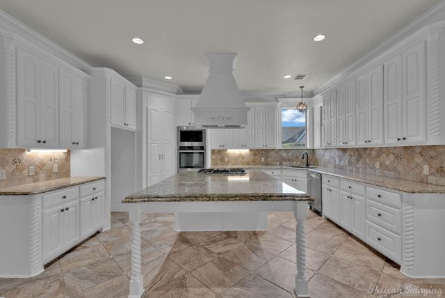 315 Tanyard Trace, Benton, LA 71006