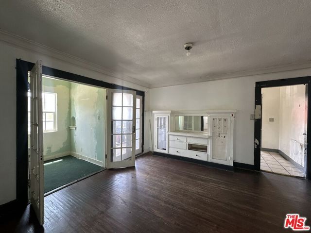 1117 N Alexandria Avenue, Los Angeles, CA 90029