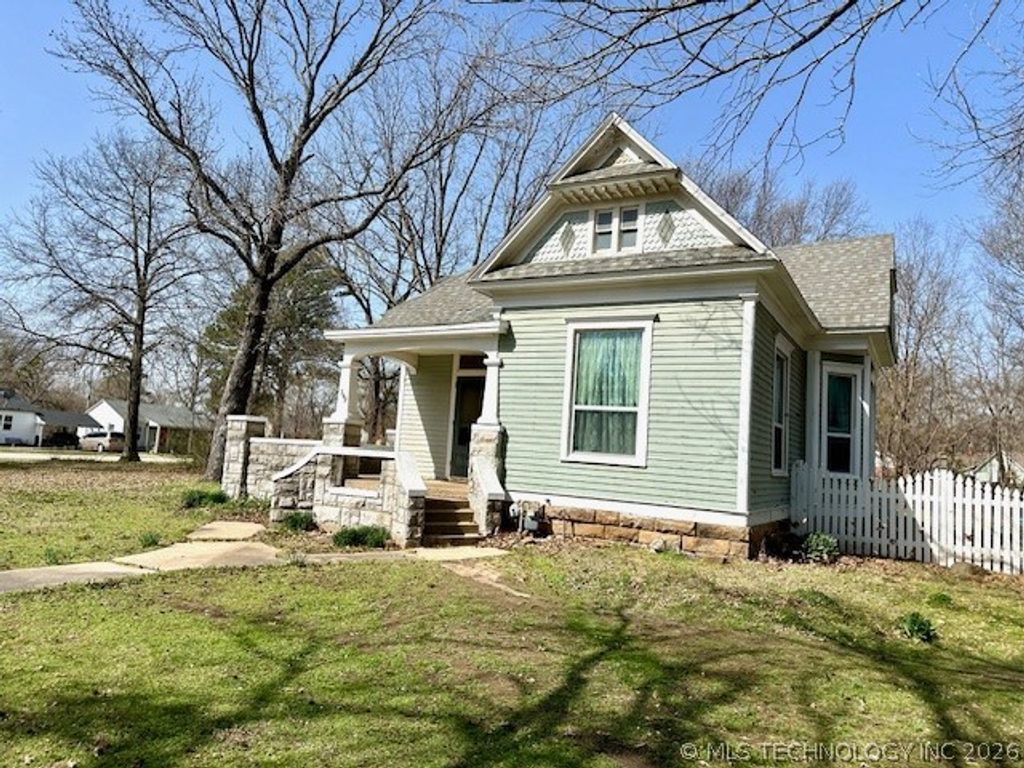 349 S Foreman Street, Vinita, OK 74301