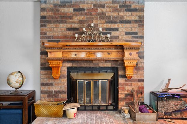 101 Frazier Oaks Road, Pottsboro, TX 75076